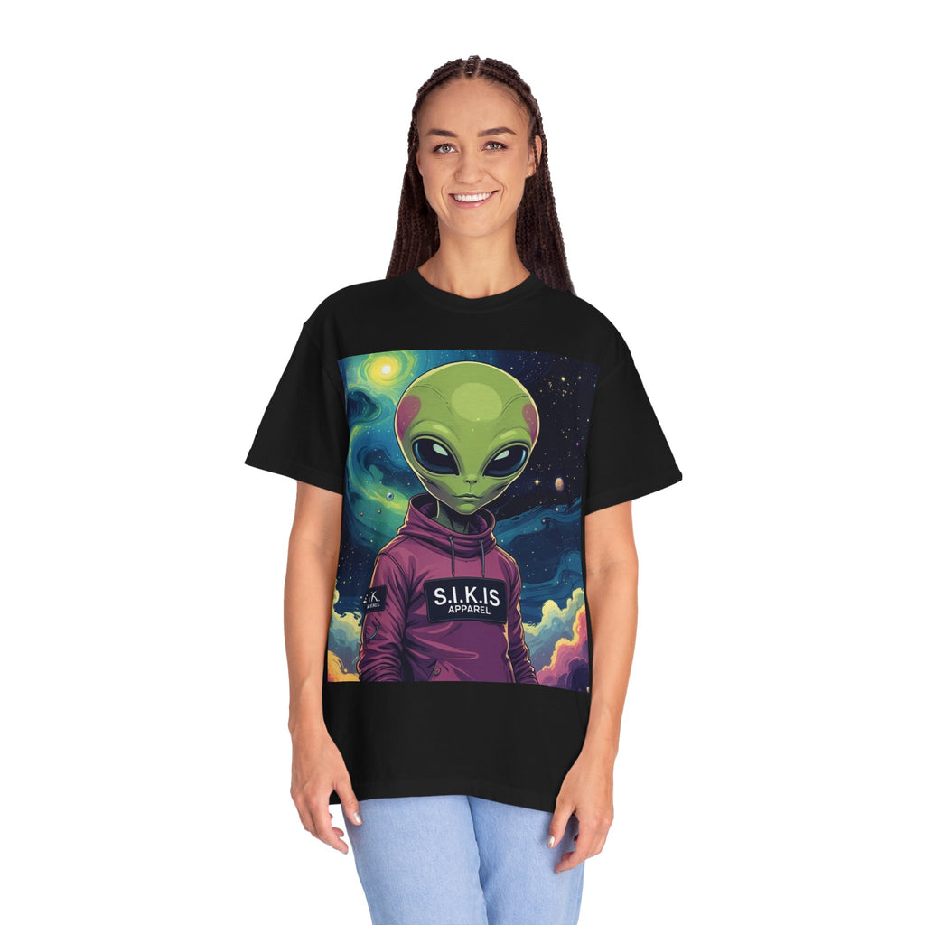 Cool Alien Graphic T-Shirt, Unisex Tee, Space Lover Gift, Unique Apparel, Casual Wear for Friends, Sci-Fi Enthusiast Party